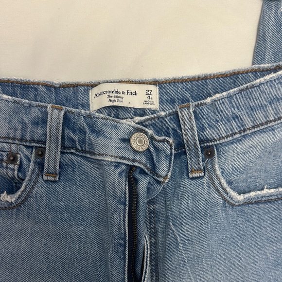 Abercrombie & Fitch Skinny High Rise Light Blue High Rise Jeans - Picture 5 of 6